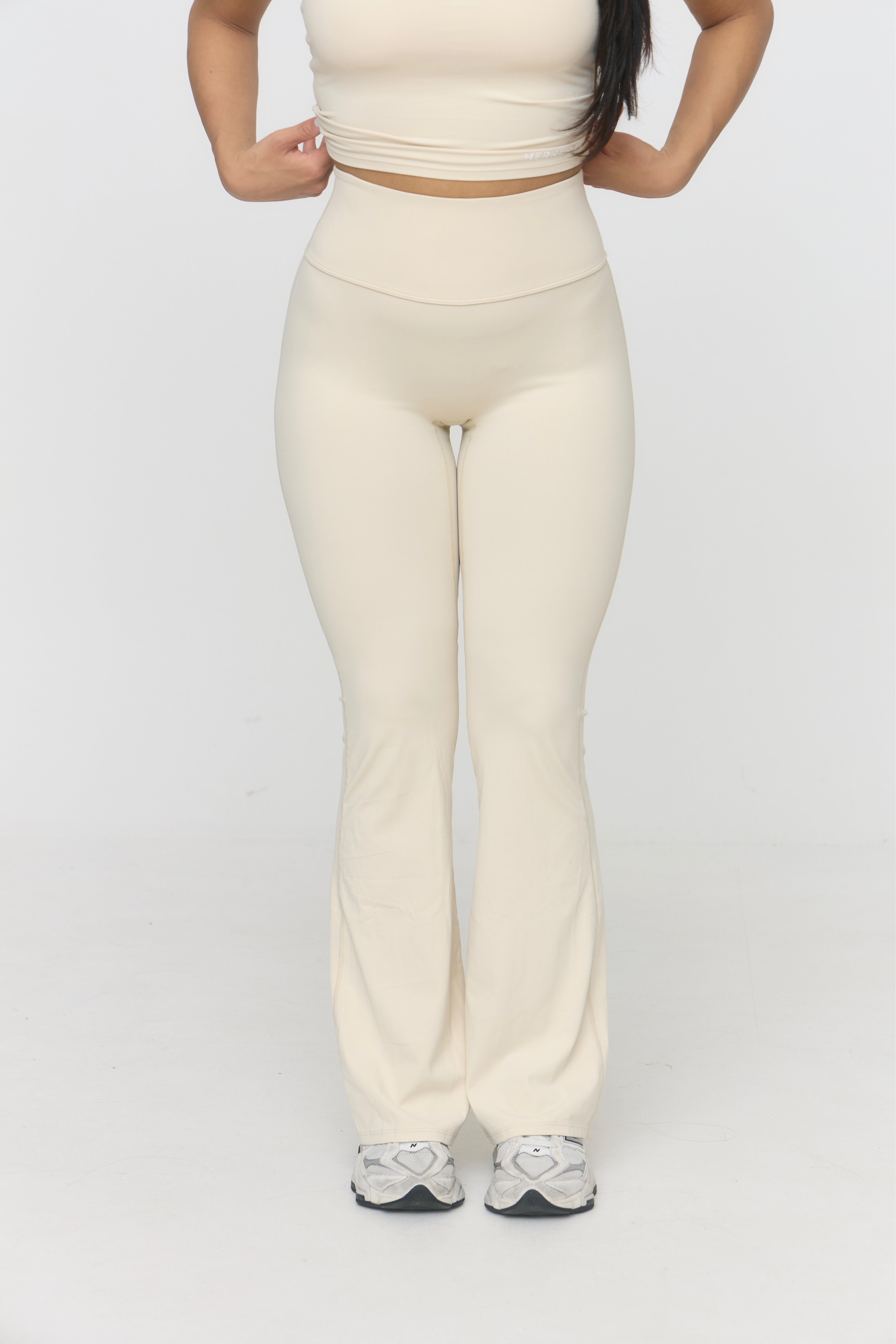 Vanilla Sculpt Flare Leggings
