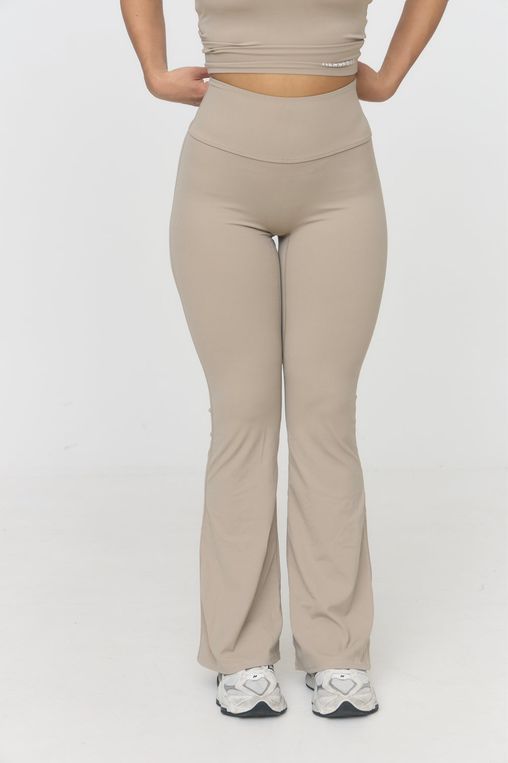 The Stone Sculpt Flare Leggings