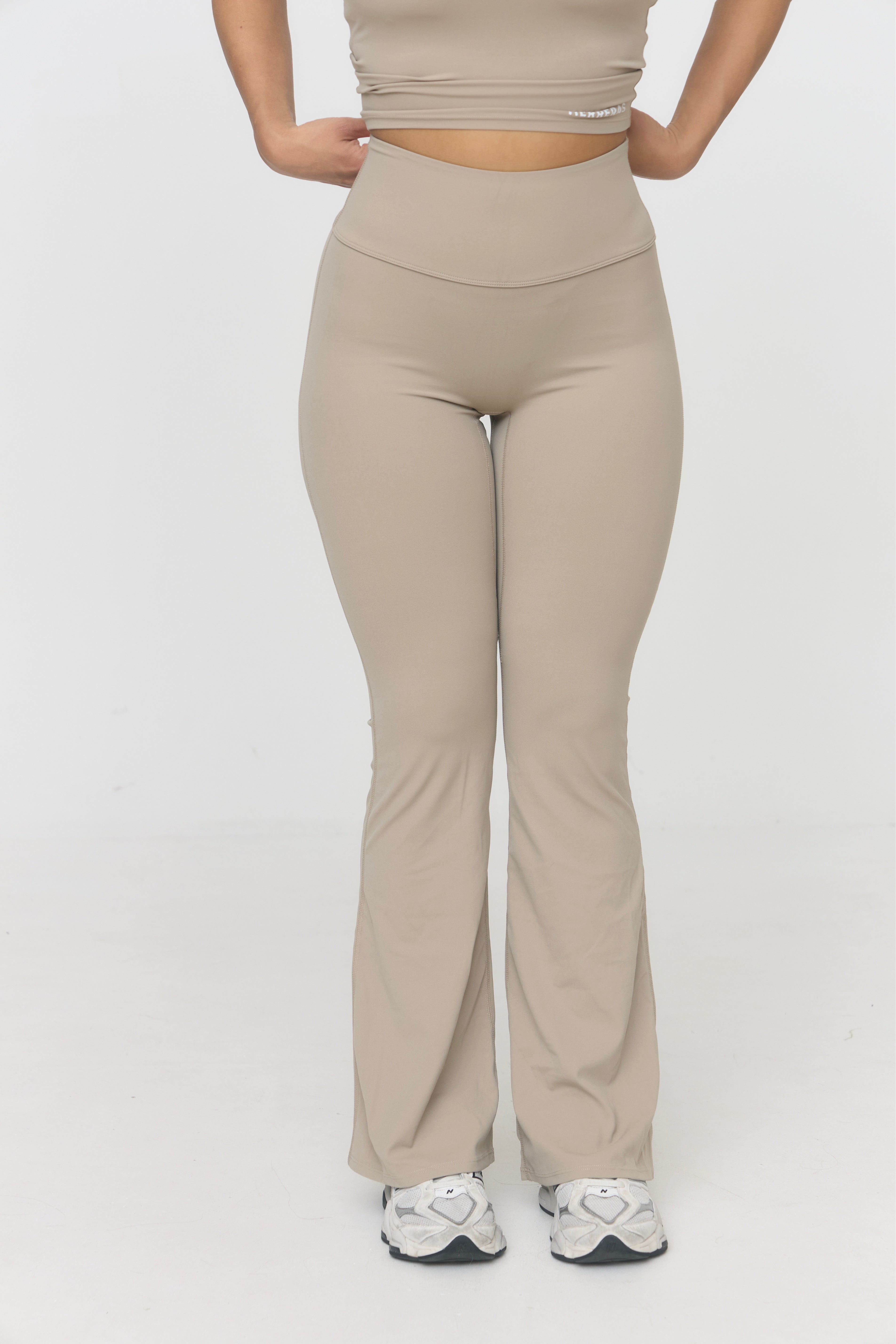The Stone Sculpt Flare Leggings